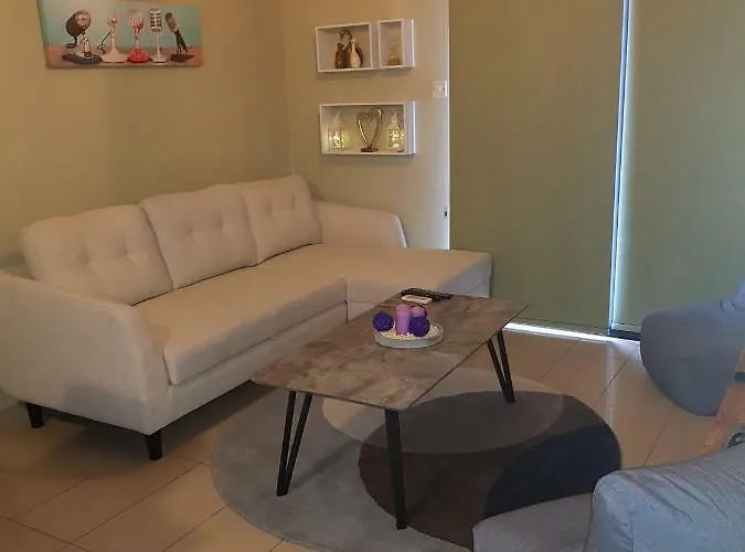 アパート Ria Court 33